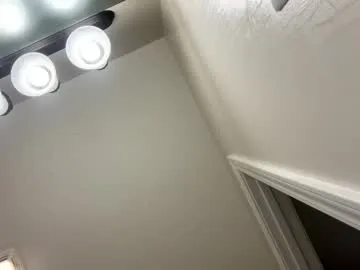 hornieecum — love tips please follow   #Free #c2c  #dirty talk #Daddy #cumslut #shaved #Bigcock