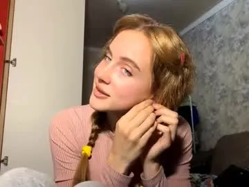 huongbaldinger — Goal: Biggest smile ever:) Hi all! My name is Gloria! Come and play with me:) #new #shy # #blonde #18 #teen [15 tokens remaining]