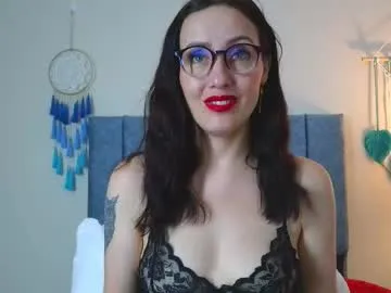 iberianmoonmk — Freechat on Chaturbate