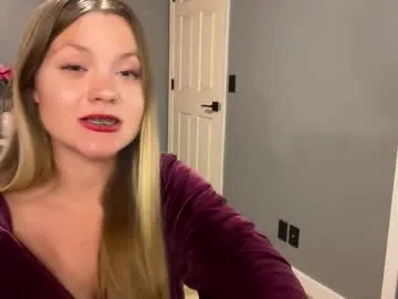 iheartcassie2844 — welcome, goal is oil buns ;) pvt is open babes #horny  #new #18 #lush #blonde [2222 tokens remaining]