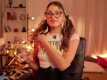 informal_ —         #bigass #smalltits #young #natural #feet