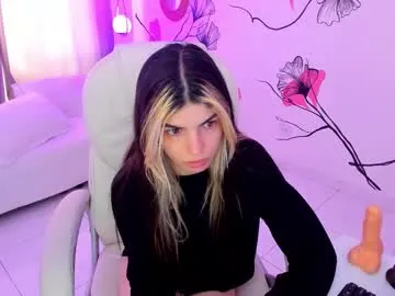 isabela_fiorelli — GOAL: spanks my ass x 5 [20 tokens remaining] Let's get naughty #petite #skinny #ahegao #saliva #submissive