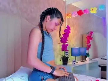 ivyangel_mei — Fingering pussy [2 tokens left]   #balloons #shaved #tight #feets