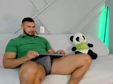 jackson_and_emiliano from Chaturbate is Freechat