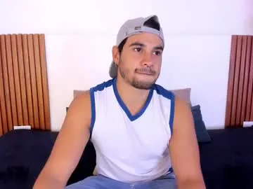 jake_muller1 — BIG CUM  [515 tokens left] Welcome to my room guys!! #bigcock #hairy #muscle #c2c #latino