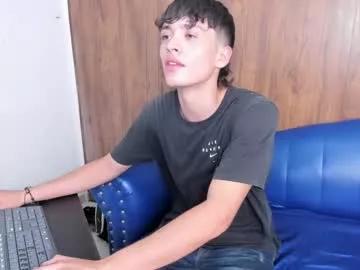 james_luv_ from Chaturbate is Freechat