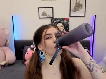 jenie_fire — x20 ass spanks [177 tokens left] Do you believe in love from the first sight ?0.o #anal #teen #deepthroat #skinny #18