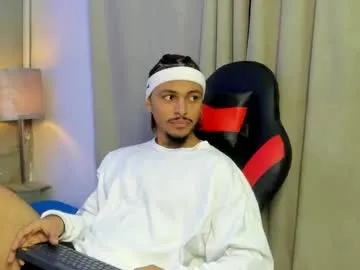 jordan_love7 — GOAL: OIL BATH SHOW [155 tokens remaining] Welcome to my room! #latino #findom #bbc #smoke #ebony