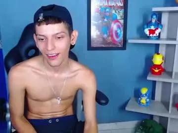 juanfer_leoon from Chaturbate is Freechat