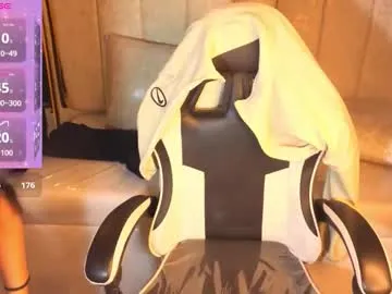 juliana_tx — hello guys I like to be fucked and make a lot of cum #18 #anal #squirt #daddysgirl #bigass