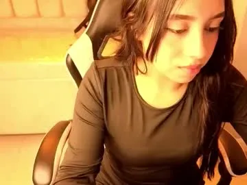 juliana_tx — show pussy [183 tokens left] #cum #squirt #showpussy #teen #lovense