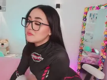 justonecute — Good girl u naughty [81 tokens left] Hey i see  u ,come #fuckmachine #braces #blowjob #latina #saliva