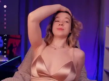 kaylisse — Goal : Destroy my pussy   <3 Help me reach 300 likes [178 tokens remaining] #cute #18 #bigboobs #teen #bigass