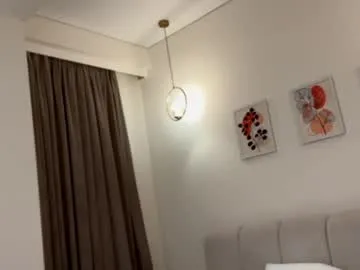 kellyberry__ — Goal: // choke on dildo 20 sec //fav patterns 160/200  #deepthroat #teen #blowjob #lovense #german [399 tokens remaining]