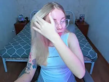 kim_girl_next_door — TITS AND PUSSY PLAY SHOW [61 tokens left] #anal #bigass #lovense #bigtits #pregnant