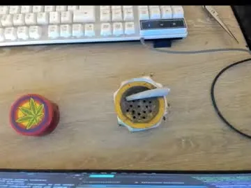 kings_latins — CUM X3 ;)  Enjoy sending me tokens;) SPH,Burps, Money, Humiliation, Domination, Drain, Everything Here In This Room #muscle #cashmaster #master #18 #Humiliation [4999 tokens remaining]