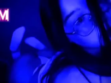 lady_lucky_love — STRIP TO UNDERWEAR [89 tokens left] #bigboobs #bigass #pvt #lesbian #shy