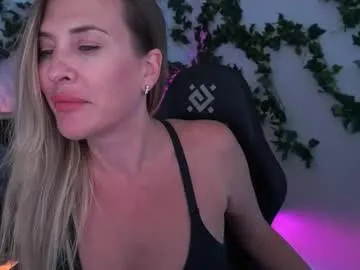 Avatar of ladyylaura