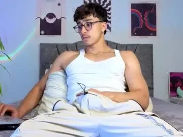 latinguyxl — Free Cum Show  #latino #bigcock #twink #gay #cum [850 tokens remaining]