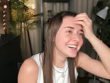 laura_mutti — goal: CREAM SHOW WITH BOOBS   Hi all! my name is Samantha! #new #teen #skinny #cute #bigboobs [0 tokens remaining]