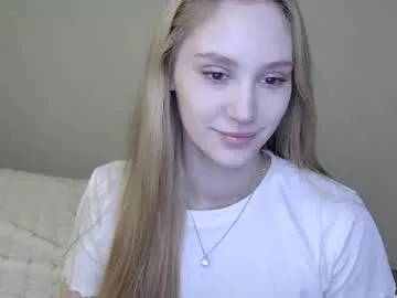 laylapretty001 — Goal: I will tease you #cute #new #c2c #feet #tease - Next Goal: Dance for you