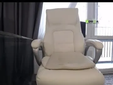 leraooook — )I show my face in private. completely naked. #anal # #milf #bbw #  #mature #new [626 tokens remaining]