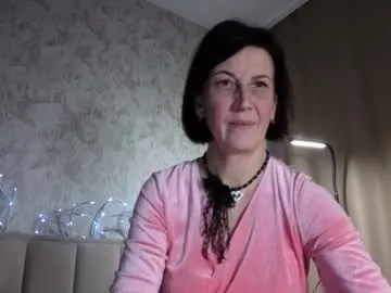 lia_reyn — GOAL: Take a sexy bite of a banana [84 tokens remaining] Everyone's good time of day, I'm new here and I am very interested in how you have fun here #tits #gravity #milf #domi #dildo #deepthroat #fit