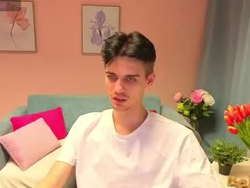 liammerci — let's talk about everything in the world ;) [999 tokens remaining]