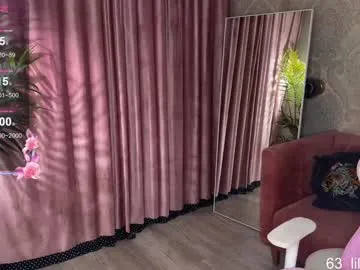 lili_01 — sexy 30 sit ups on ur face #lovense #smalltits #shorts #blondie #curlyhair [499 tokens left]