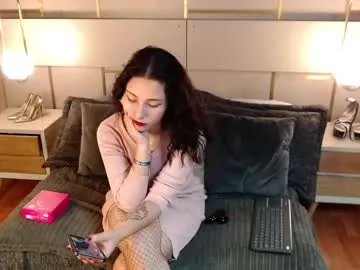 Avatar of lina_montclair