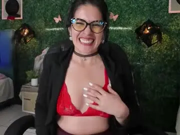 linagh — GOAL: besos para lina [16 tokens remaining] Hi there!I am your addiction. I punish you or prize ... according to what you deserve #milf #smalltits #glasses  #squirt #mommy