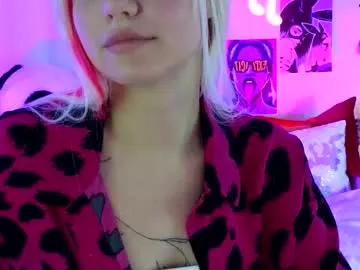 linalirian — GOAL: Lina secret [20 tokens remaining] Welcome to my room! #feet #blonde #redhead #lovense #new