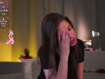 lisadalee — Goal: Spray water on my tits LOVENSE LUSH ON| Call me Lisa!  #shy #18 #new #teen #squirt [68 tokens remaining]