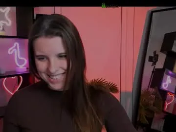 lola_swon — CrazyTicket: Show in progress. toples. Tip 200 tokens to see the show