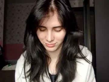 lorinepiro — GOAL play with my braces  #18 #shy #new #cute #skinny [0 tokens remaining]