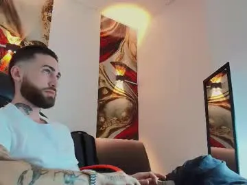 luke_davis01 — DECEMBER 1st  (SURPRISE DAY)  / CUMM SHOWWWW!  #bigcock #tattoo #smoke #master #latino [1013 tokens remaining]