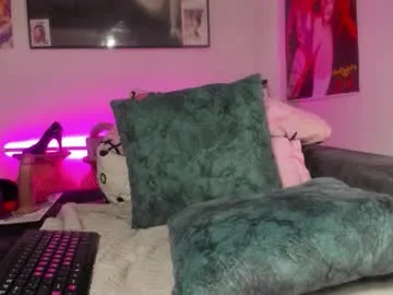 madelyn777 — Tease me with your tips - Nude Show - #anal #bigboobs #hairy #hairyarmpits #squirt