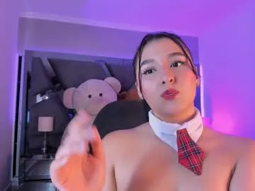 maria_flowers — okayy guys.. did u mis me ?  im here to recharge for some fun  - Goal reached! #curvy #bigass #latina #new #bbw