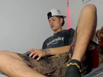 mateo_escobar — #feet #master #bigcock #cashmaster #humiliation [2800 tokens remaining]