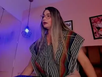 melanyvega_ — GOAL: Total naked for you I want you to fuck my pussy and my hot anus !! #milf #squirt #anal #mommy #bigass