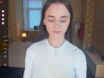 meoww_meows — show belly #shy #teen #new #skinny #18 [22 tokens remaining]