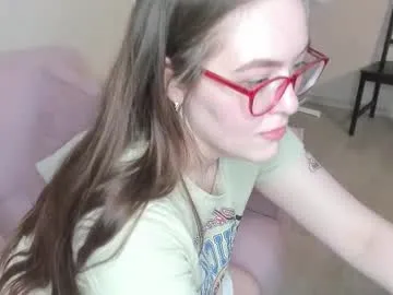 mersedes_rosso — GOAL: Wink at the camera [5 tokens remaining] Welcome to my room! #curvy  #bigboobs #hairypussy #nonude #new