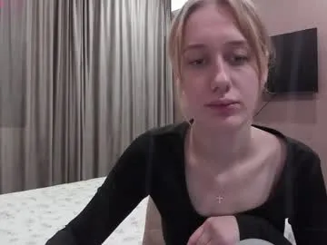 mika_ray — hard pussy fingers [53 tokens remaining]