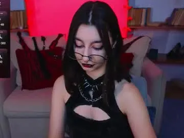 Avatar of mistress__marcelline