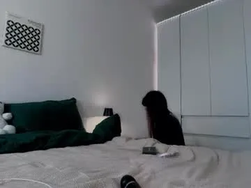 monnymoonn — hi stars  Goal: make me happy [2732 left]  #skinny #18 #teen #feet #smalltits