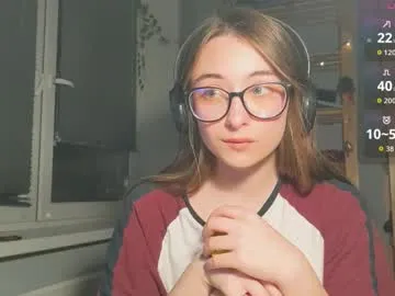 moonlight__lovers — Goal: blow a kiss #pvt #young #Lovense #skinny #teen - Next Goal:  suck finger