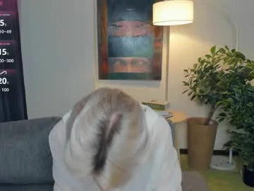 nakishacroshaw's avatar