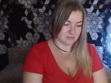 nikaskylink — #intelligent #bigboobs #naturaltits #nonnude