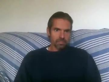 nudebeach222's avatar