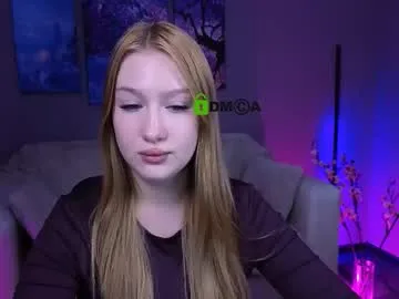 playful_sophie — shake ass #shy #18 #nonude #lovense #bigboobs [666 tokens remaining]